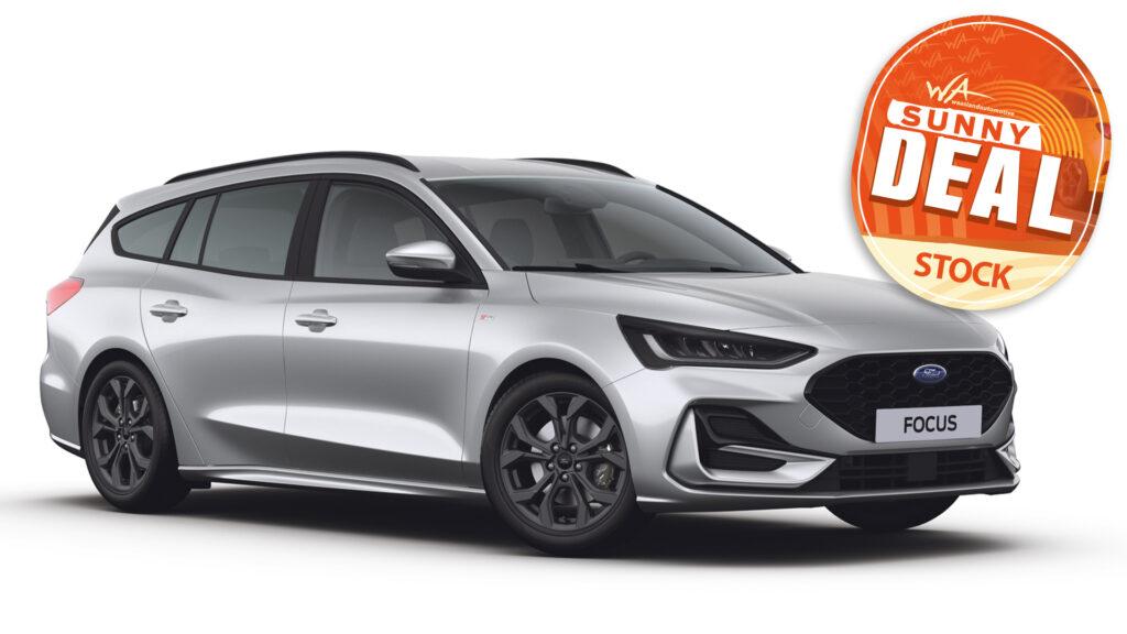 Het zijn Sunny Deals bij Waasland Automotive Beveren en Sint-Niklaas. Profiteer heel de zomer lang van straffe kortingen op stock en jonge tweedehandswagens. Wees er snel bij want de eerste deals rijden onze showroom al uit! - Ford Focus Clipper stockwagen